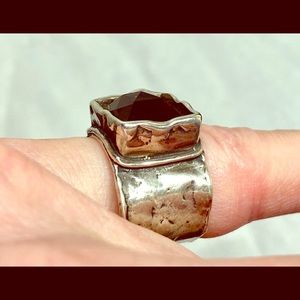 Silpada sterling silver ring/brown stone SZ6 1/2-7